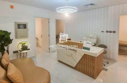 Retail - Studio for sale in Central Park Retail - Central Park Tower - DIFC - Dubai