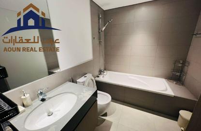 Apartment - 1 Bedroom - 2 Bathrooms for rent in Jawaher Residences - Maryam Island - Al Khan - Sharjah