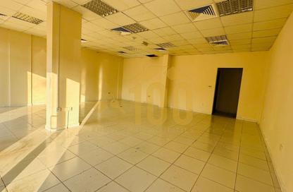 Shop - Studio - 1 Bathroom for rent in Building L09 - Greece Cluster - International City - Dubai
