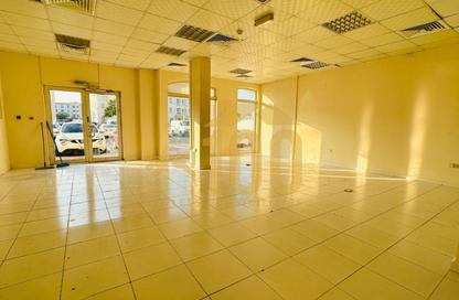 Shop - Studio - 1 Bathroom for rent in Building L09 - Greece Cluster - International City - Dubai