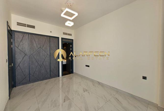 72310917 - Property Image 2