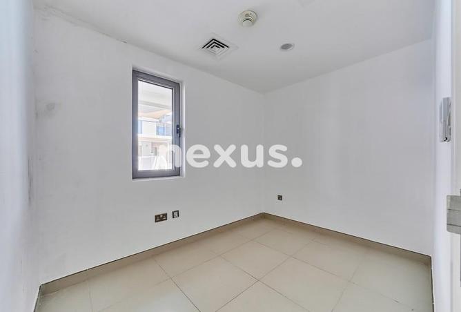 100419943 - Property Image 3