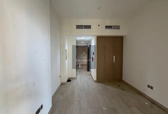 163264455 - Property Image 2