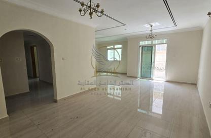 Townhouse - 3 - 4 for rent in Al Qulaya'ah - Al Sharq - Sharjah