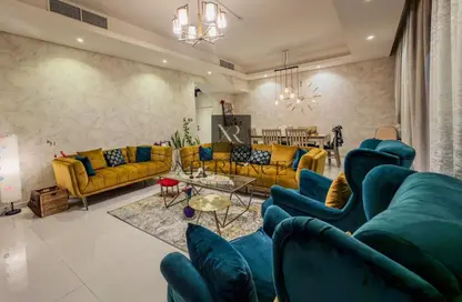 تاون هاوس - 5 غرف نوم - 6 حمامات للبيع في كاسابلانكا بوتيك فيلاز - العرعر شجر - داماك هيلز 2 - دبي