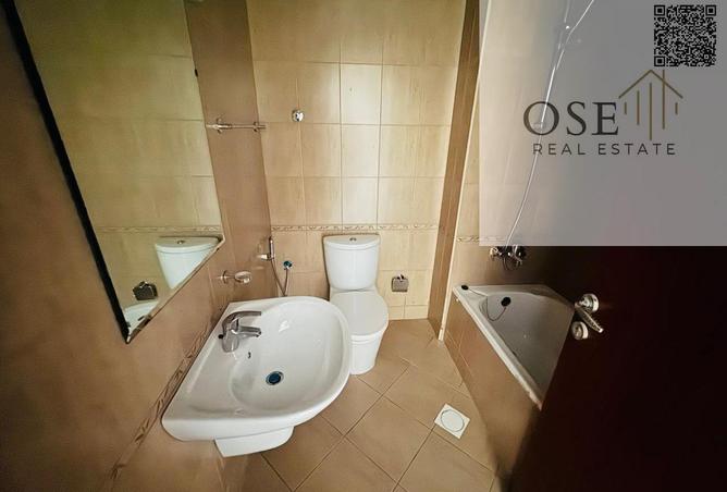 74258492 - Property Image 3