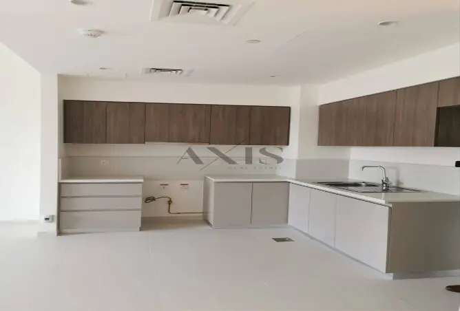 147772012 - Property Image 2