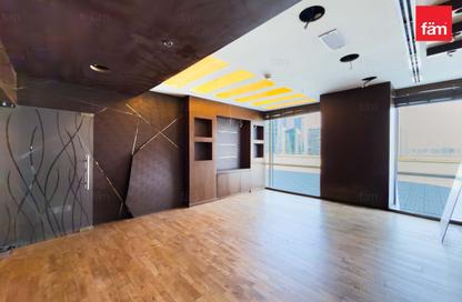 Office Space - Studio - 4 for rent in Bay Square Building 12 - Bay Square - Business Bay - Dubai