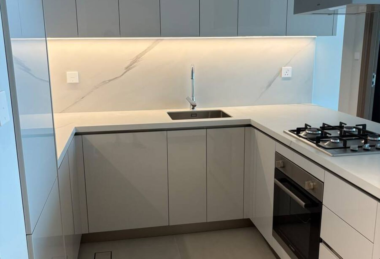 180° Skyline Views | Study +Maids +Storage +Powder — image 9