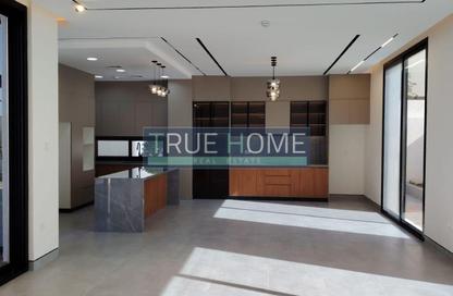 Villa - 4 - 5 for sale in Hoshi 1 - Hoshi - Al Badie - Sharjah