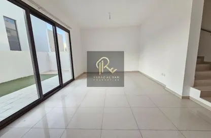 Townhouse - 3 Bedrooms - 4 Bathrooms for rent in Nasma Residence - Al Tai - Sharjah