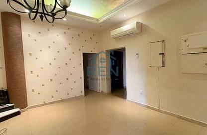 Villa - Studio - 6 for rent in Khalifa Bin Shakhbout Street - Al Khaleej Al Arabi Street - Al Bateen - Abu Dhabi