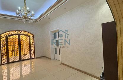Villa - Studio - 6 for rent in Khalifa Bin Shakhbout Street - Al Khaleej Al Arabi Street - Al Bateen - Abu Dhabi