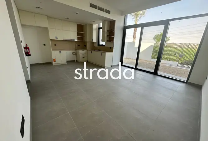 156013207 - Property Image 2