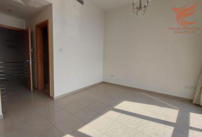 120671171 - Property Image 3