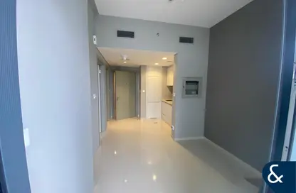 شقة - غرفة نوم - 1 حمام للبيع في برج زادا - الخليج التجاري - دبي