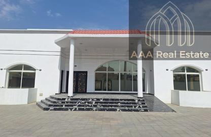 Villa - 3 Bedrooms - 5 Bathrooms for rent in Al Muhaisnah 1 - Al Muhaisnah - Dubai
