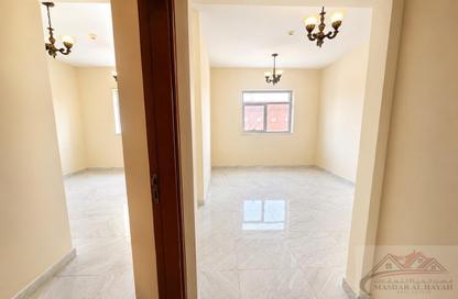 Apartment - 1 Bedroom - 2 Bathrooms for rent in Muwaileh 29 Building - Muwaileh - Sharjah