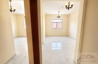 Apartment - 1 Bedroom - 2 Bathrooms for rent in Muwaileh 29 Building - Muwaileh - Sharjah