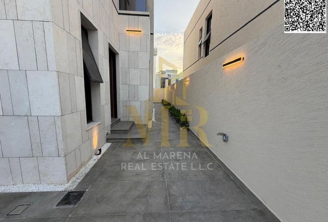 87046961 - Property Image 3