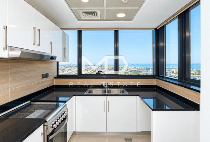 2-bed apartment in Soho Square · Vacant · Sea view — photo 3