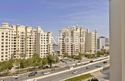 Apartment - 2 Bedrooms - 3 Bathrooms for rent in Al Hamri - Shoreline Apartments - Palm Jumeirah - Dubai