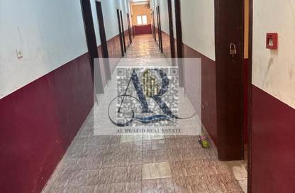 سكن عمال - استوديو - 8 حمامات للايجار في السجع إس - الصجعة - الشارقة
