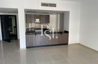 Apartment - 2 - 2 for rent in Tower 1 - Al Reef Downtown - Al Reef - Abu Dhabi