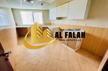 Apartment - 3 Bedrooms - 4 Bathrooms for rent in Queen Tower - Al Qasba - Sharjah Apartment - 3 Bedrooms - 4 Bathrooms for rent in Queen Tower - Al Qasba - Sharjah