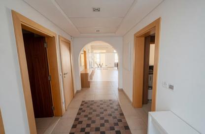 Apartment - 2 Bedrooms - 3 Bathrooms for rent in Al Das - Shoreline Apartments - Palm Jumeirah - Dubai