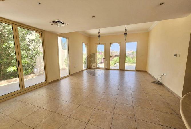 75037215 - صورة العقار 3