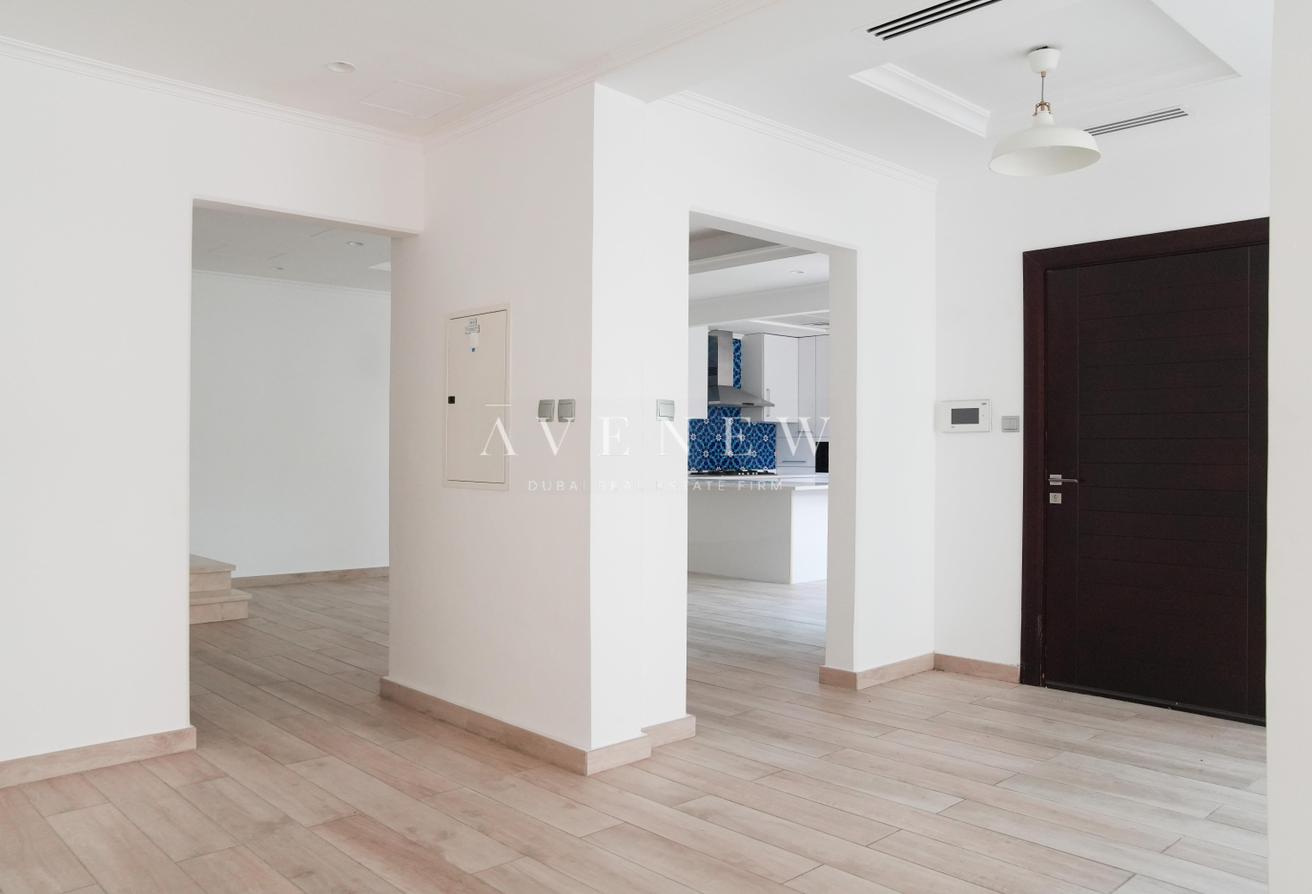 Bright & Spacious 3BR Villa | The Sustainable City photo 10