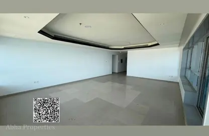 شقة - 2 غرف نوم - 4 حمامات للبيع في برج الكورنيش - طريق كورنيش عجمان - عجمان