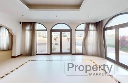 Villa - 4 Bedrooms - 5 Bathrooms for sale in Garden Homes Frond M - Garden Homes - Palm Jumeirah - Dubai