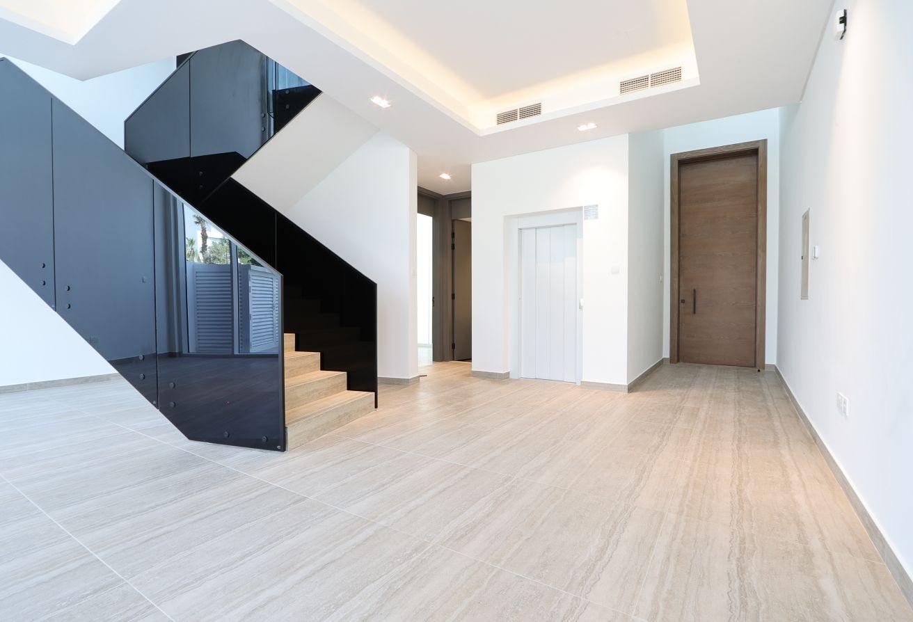 Elegant Unfurnished 4BR Villa | Al Barari photo 7