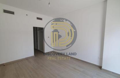 Apartment - 2 Bedrooms - 3 Bathrooms for sale in Waters Edge - Yas Island - Abu Dhabi