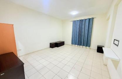Apartment - 1 Bedroom - 2 Bathrooms for rent in Building Z03 - England Cluster - International City - Dubai