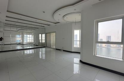 Apartment - 3 - 4 for sale in Al Khan - Sharjah