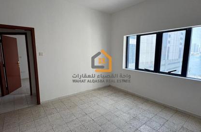 Apartment - 2 - 1 for rent in Al Majaz 1 - Al Majaz - Sharjah Apartment - 2 - 1 for rent in Al Majaz 1 - Al Majaz - Sharjah