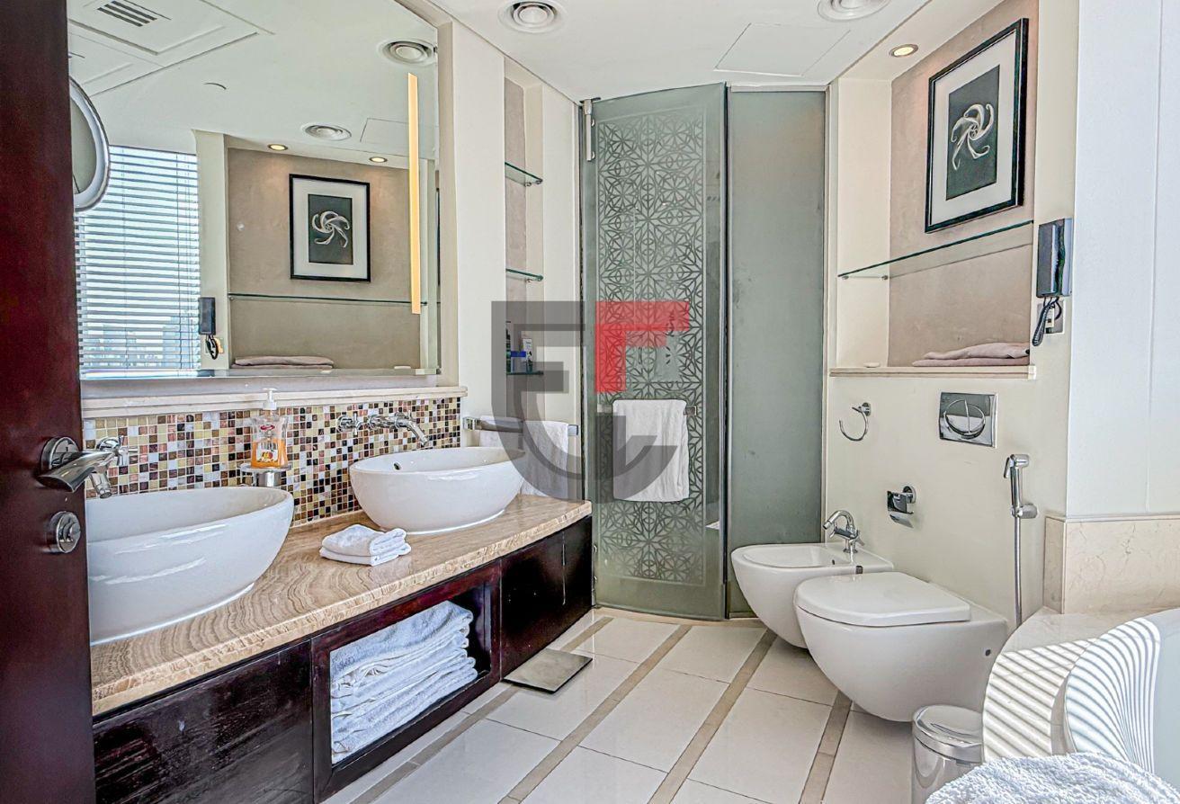 Stunning 2BR | Luxury | Burj Khalifa View Unit photo 11