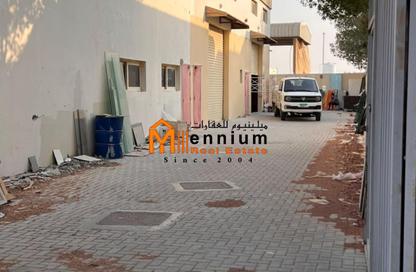 Warehouse - Studio - 7 for sale in Al Sajaa S - Al Sajaa - Sharjah