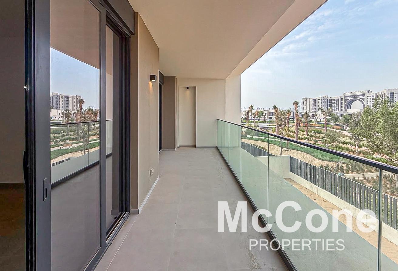 Park Backing | Type F1 | Marina Skyline View photo 25