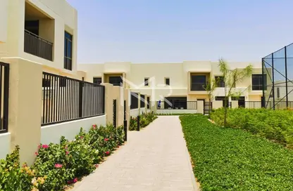 Townhouse - 4 Bedrooms - 4 Bathrooms for sale in Noor Townhouses - Town Square - Dubai