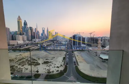 Apartment - 1 Bedroom - 3 Bathrooms for rent in Hyde Walk - Jumeirah Garden City - Al Satwa - Dubai