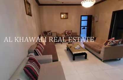 شقة - 2 غرف نوم - 2 حمامات للايجار في شارع التعاون - التعاون - الشارقة