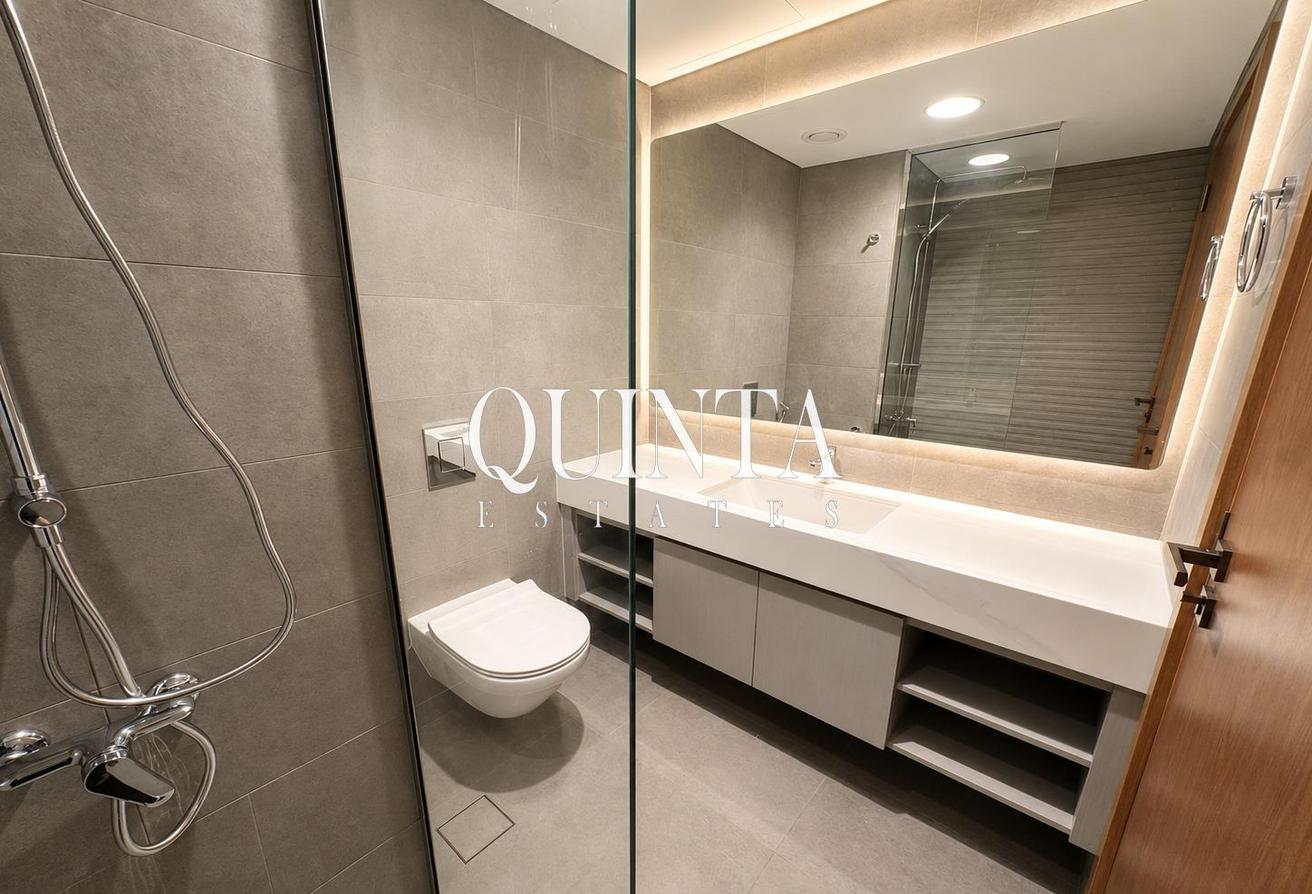 Fully Furnished | New Building | Vacant photo 11