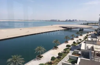 شقة - 4 غرف نوم - 5 حمامات للايجار في مساكن لامار - برج السيف - شاطئ الراحة - أبوظبي شقة - 4 غرف نوم - 5 حمامات للايجار في مساكن لامار - برج السيف - شاطئ الراحة - أبوظبي