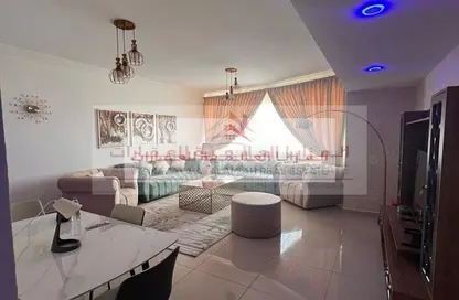 شقة - 2 غرف نوم - 2 حمامات للايجار في برج الممزر - شارع التعاون - التعاون - الشارقة شقة - 2 غرف نوم - 2 حمامات للايجار في برج الممزر - شارع التعاون - التعاون - الشارقة