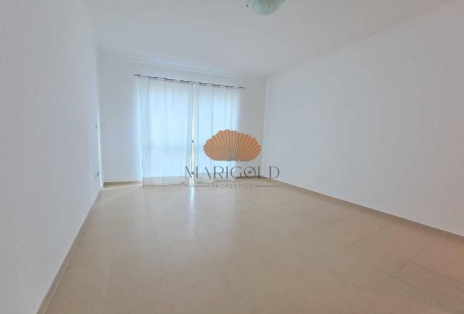 77364147 - Property Image 2