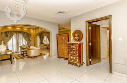 Villa - 5 Bedrooms - 6 Bathrooms for rent in Meadows 2 - Meadows - Dubai